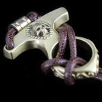 The newest online retailer of Single Finger Knuckle Duster Skull Pendant Defense For Sale - Image 6